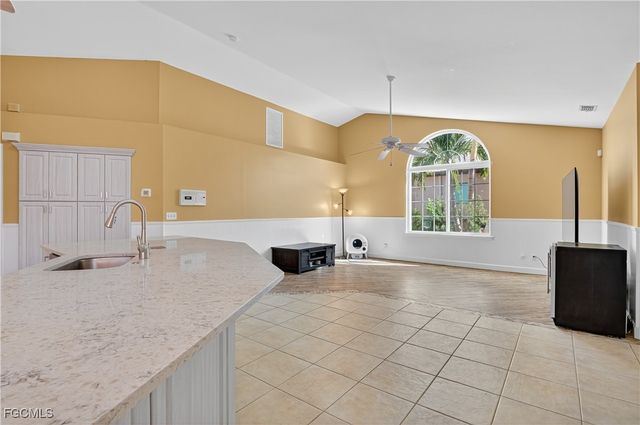 1914 NW 36th AVE, Cape Coral, FL 33993