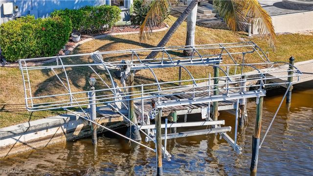 1914 NW 36th AVE, Cape Coral, FL 33993