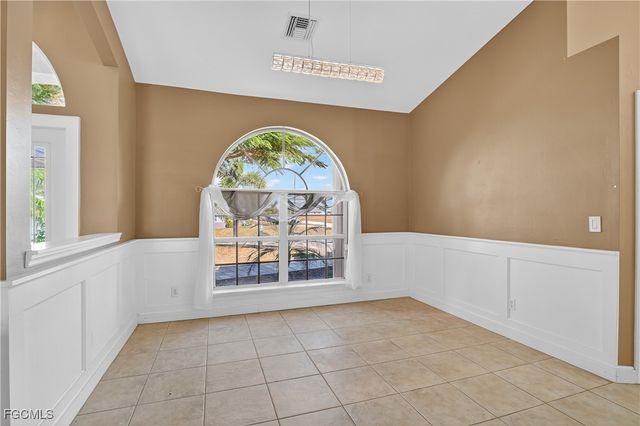 1914 NW 36th AVE, Cape Coral, FL 33993