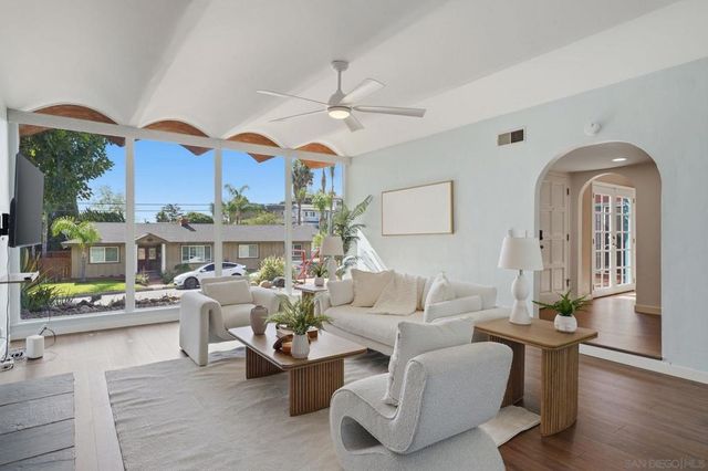 1760 Essex, El Cajon, CA 92020