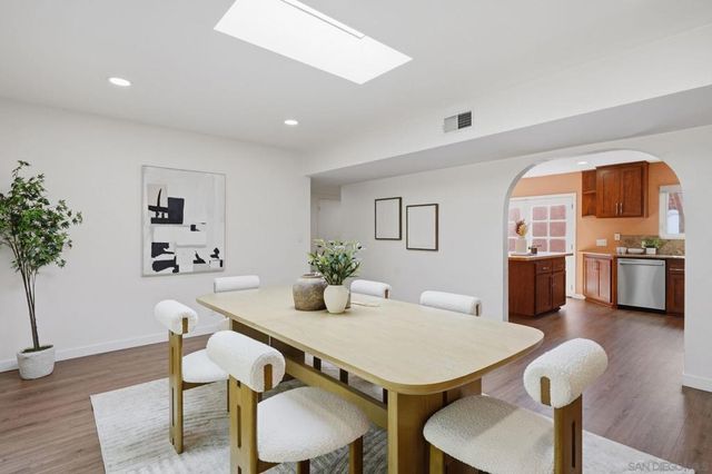 1760 Essex, El Cajon, CA 92020