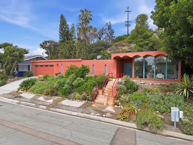 1760 Essex, El Cajon, CA 92020