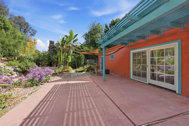 1760 Essex, El Cajon, CA 92020