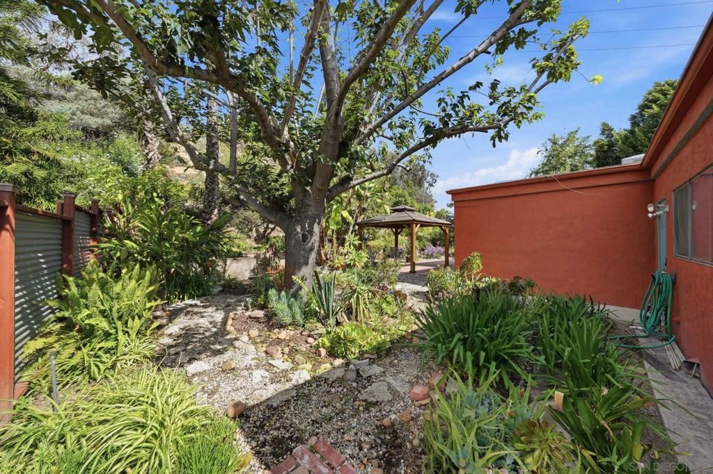 Image 45 of property listing at 1760 Essex, El Cajon, CA 92020