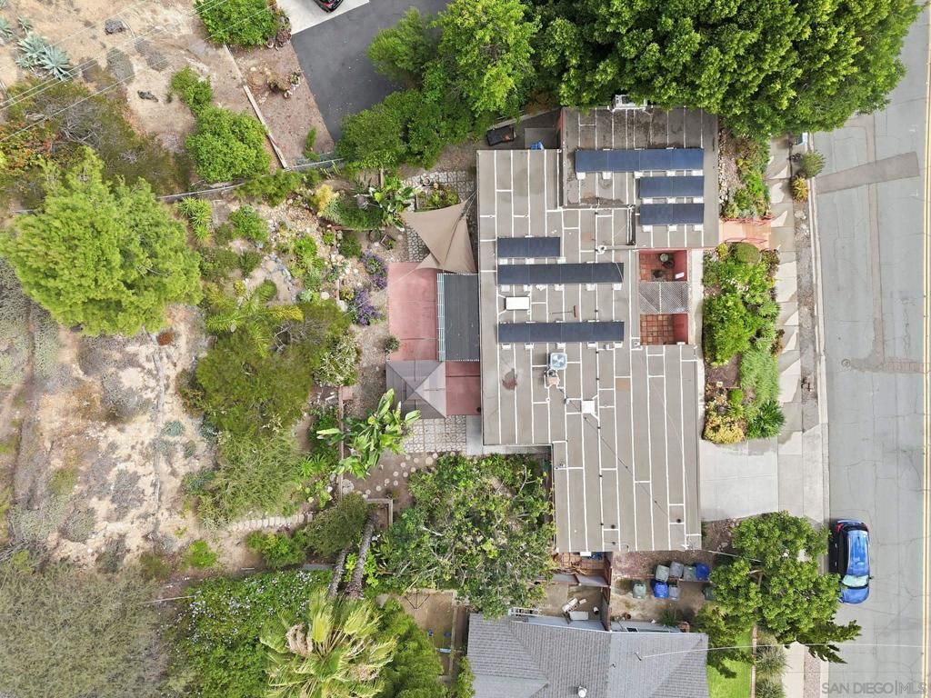 Image 48 of property listing at 1760 Essex, El Cajon, CA 92020