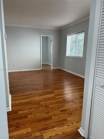 103 NW 6th Ave 2, Miami, FL 33128