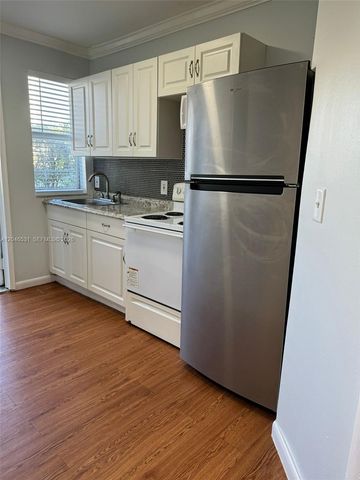 103 NW 6th Ave 2, Miami, FL 33128