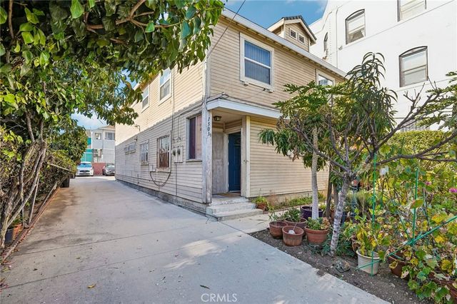 1503 W Adams, Los Angeles, CA 90007