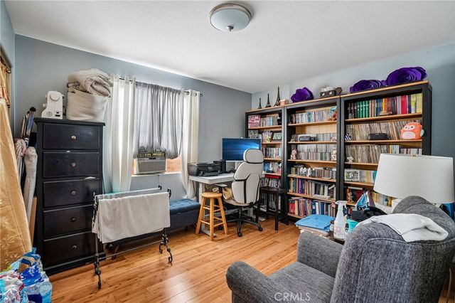 1503 W Adams, Los Angeles, CA 90007
