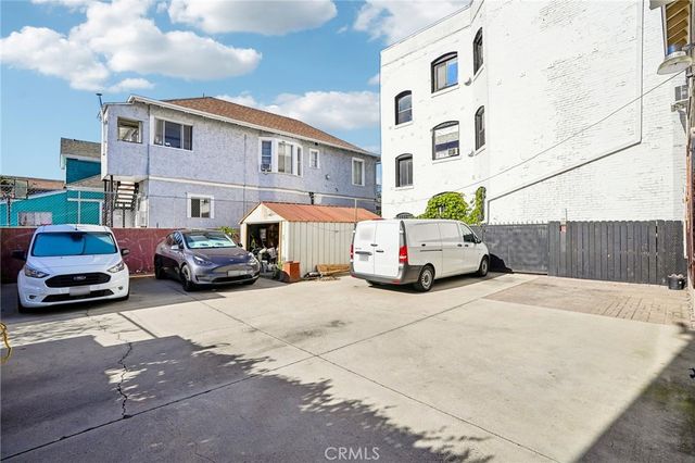 1503 W Adams, Los Angeles, CA 90007