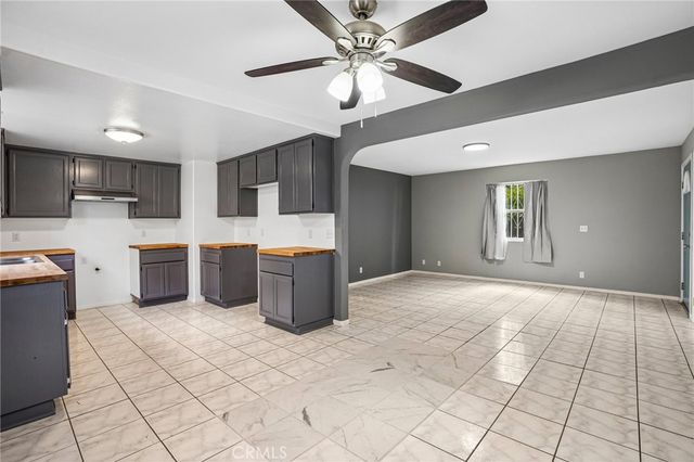 1503 W Adams, Los Angeles, CA 90007