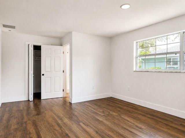 810 ALLAMANDA DRIVE, Largo, FL 33770
