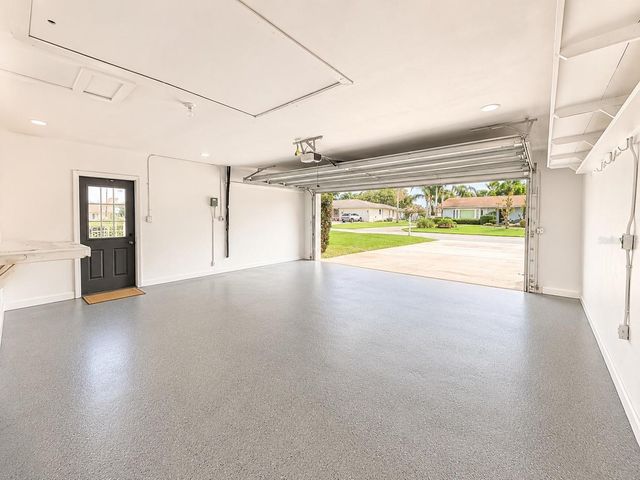 810 ALLAMANDA DRIVE, Largo, FL 33770