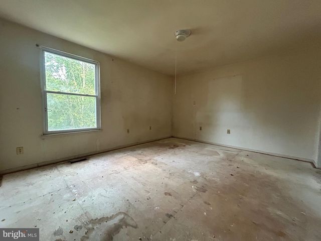 9108 RIDGEWOOD DR, Fort Washington, MD 20744