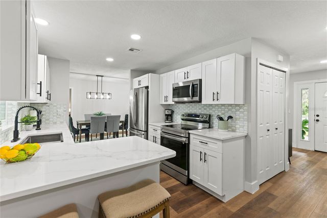 119 W HILLCREST STREET, Altamonte Springs, FL 32714