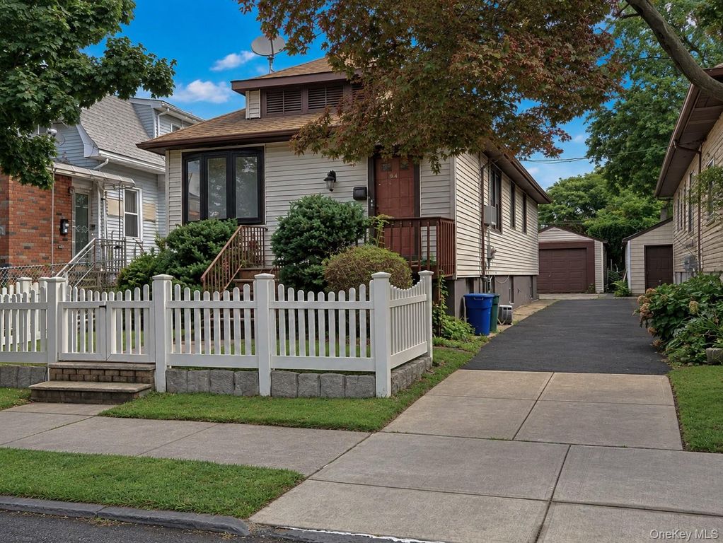 940 Edison Avenue, Bronx, NY 10465 — exterior