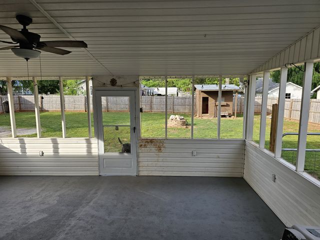 106 Willow St, N, Cowan, TN 37318