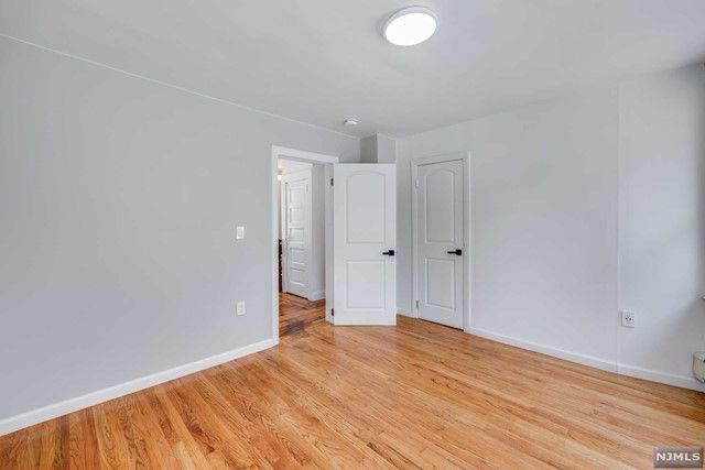 20 Voorhees Place, Ridgefield Park, NJ 07660
