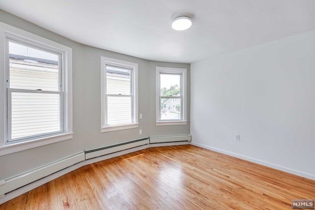 20 Voorhees Place, Ridgefield Park, NJ 07660