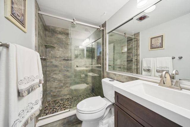 2611 N Riverside Drive 1106, Pompano Beach, FL 33062