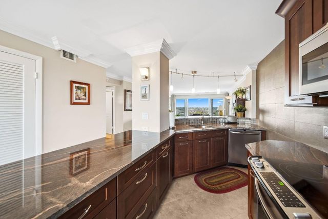 2611 N Riverside Drive 1106, Pompano Beach, FL 33062