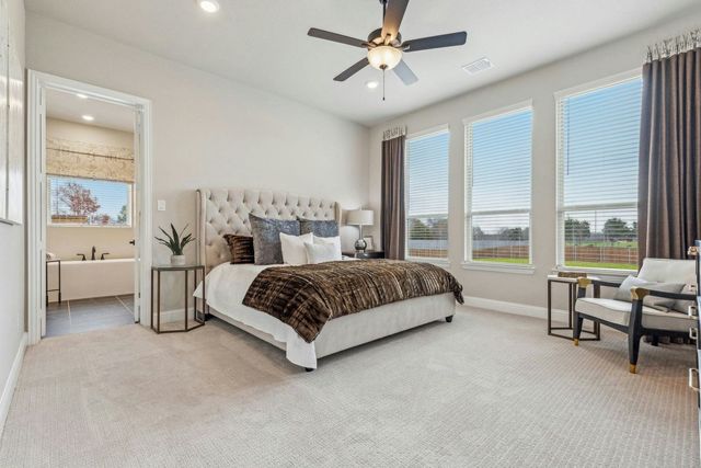 147 Hollingsworth Lane, Glenn Heights, TX 75154