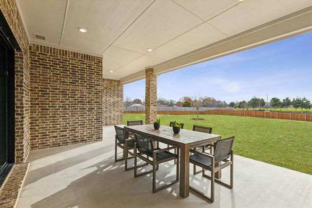 147 Hollingsworth Lane, Glenn Heights, TX 75154