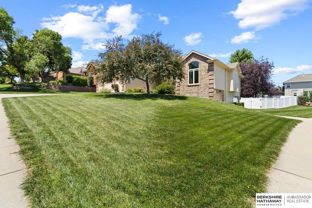 17102 Washington Street, Omaha, NE 68135
