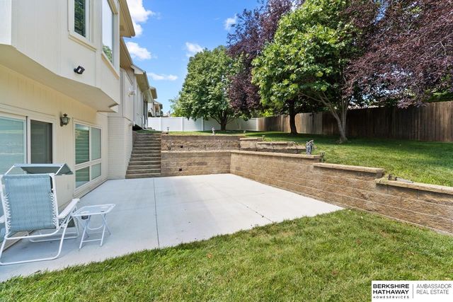17102 Washington Street, Omaha, NE 68135