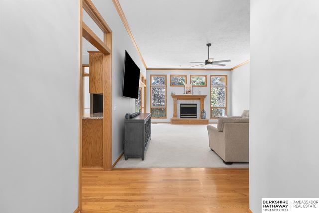 17102 Washington Street, Omaha, NE 68135