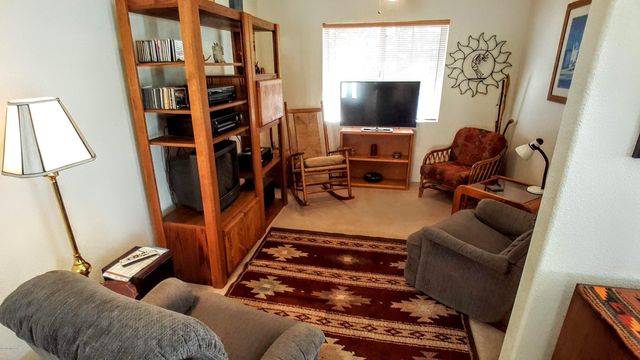 11543 N Eagle Peak Drive, Tucson, AZ 85737