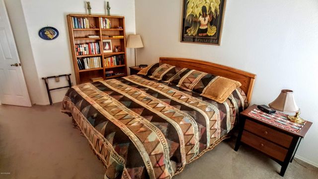 11543 N Eagle Peak Drive, Tucson, AZ 85737