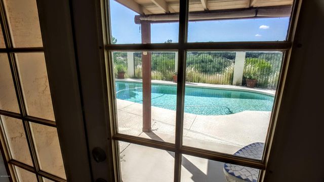 11543 N Eagle Peak Drive, Tucson, AZ 85737