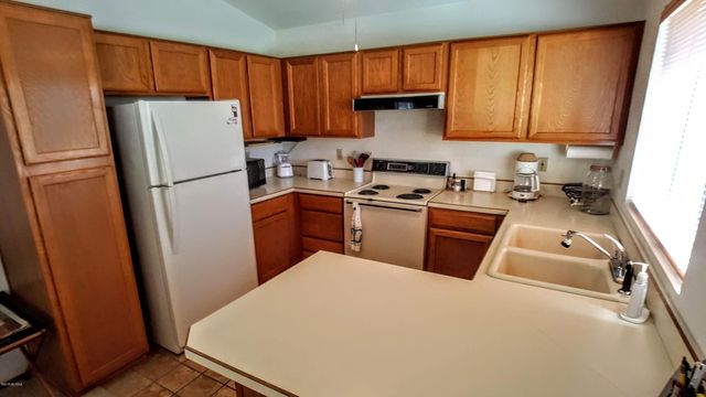 11543 N Eagle Peak Drive, Tucson, AZ 85737