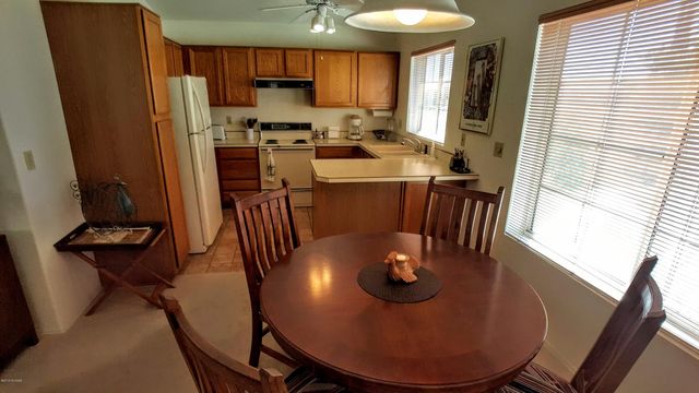 11543 N Eagle Peak Drive, Tucson, AZ 85737
