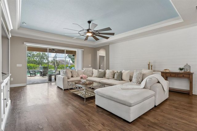 17539 BUCKINGHAM GARDEN DRIVE, Lithia, FL 33547