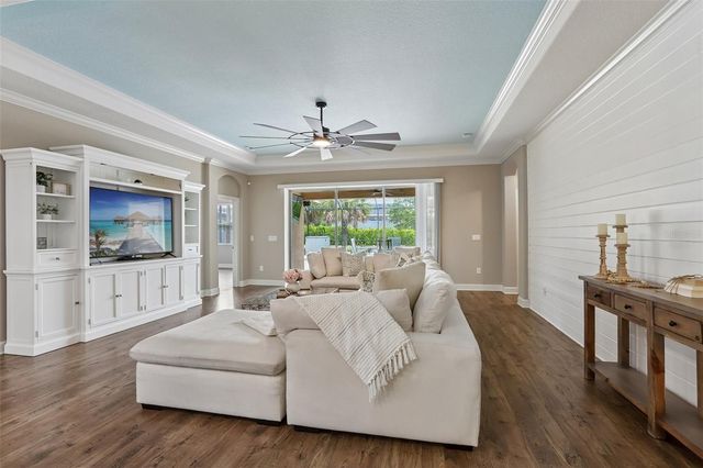 17539 BUCKINGHAM GARDEN DRIVE, Lithia, FL 33547