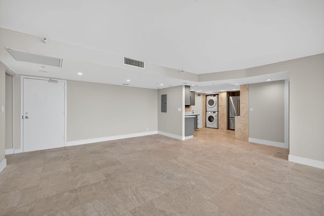 3200 Port Royale Drive N 1205, Fort Lauderdale, FL 33308