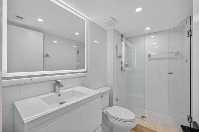 3200 Port Royale Drive N 1205, Fort Lauderdale, FL 33308
