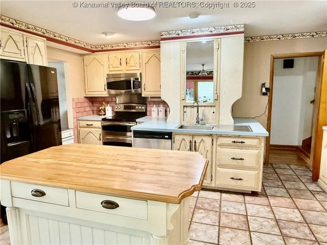 500 Spring Street, Ripley, WV 25271