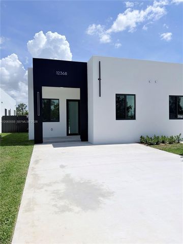 12368 SW 219th St, Miami, FL 33170