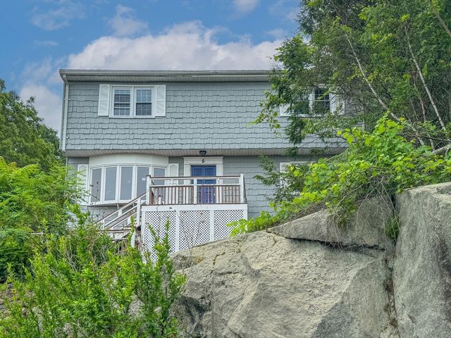 5 Quarry Ter, Peabody, MA 01960