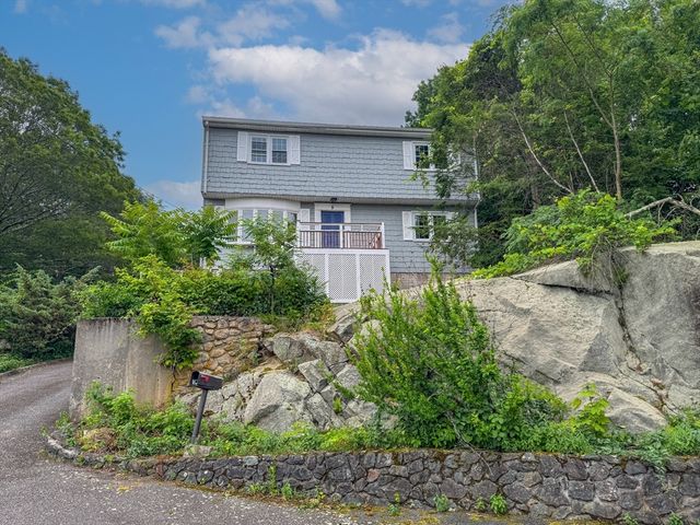 5 Quarry Ter, Peabody, MA 01960