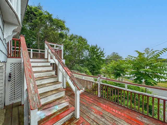 5 Quarry Ter, Peabody, MA 01960
