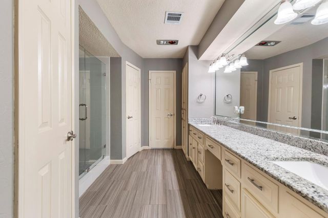 15619 Pebble Bend Drive, Houston, TX 77068