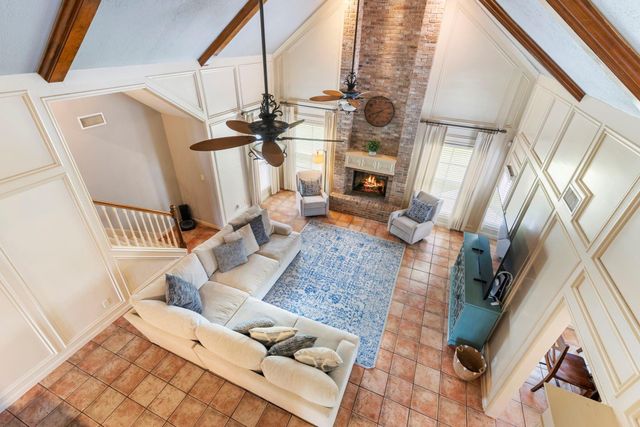 15619 Pebble Bend Drive, Houston, TX 77068