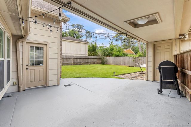 15619 Pebble Bend Drive, Houston, TX 77068