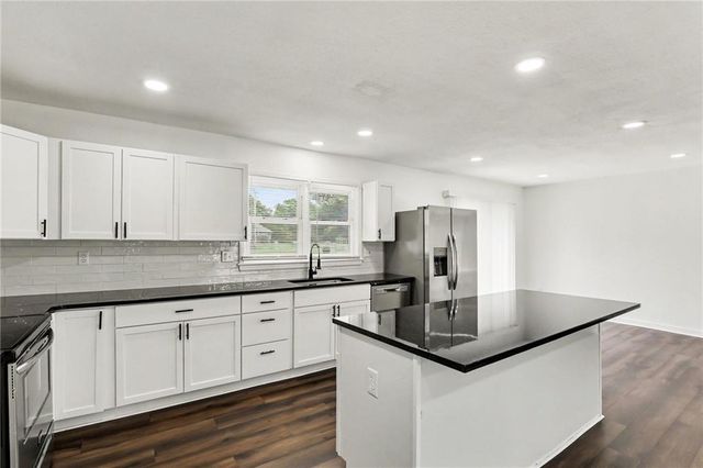 2508 NW 86th Street, Kansas City, MO 64154