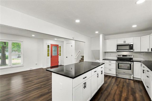 2508 NW 86th Street, Kansas City, MO 64154