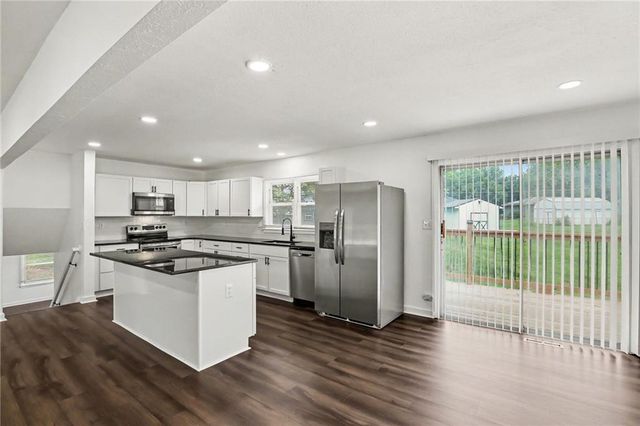 2508 NW 86th Street, Kansas City, MO 64154